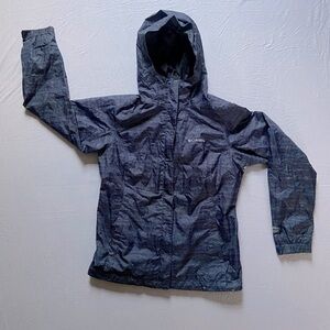Columbia windbreaker. Size-M
